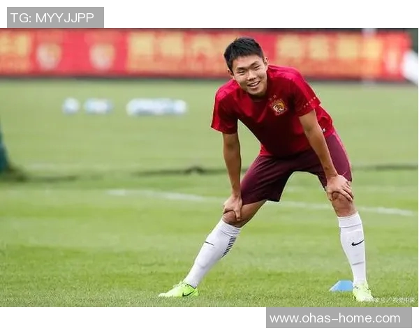 中国足球迎战泰国队期待逆袭展现实力与团队精神的较量